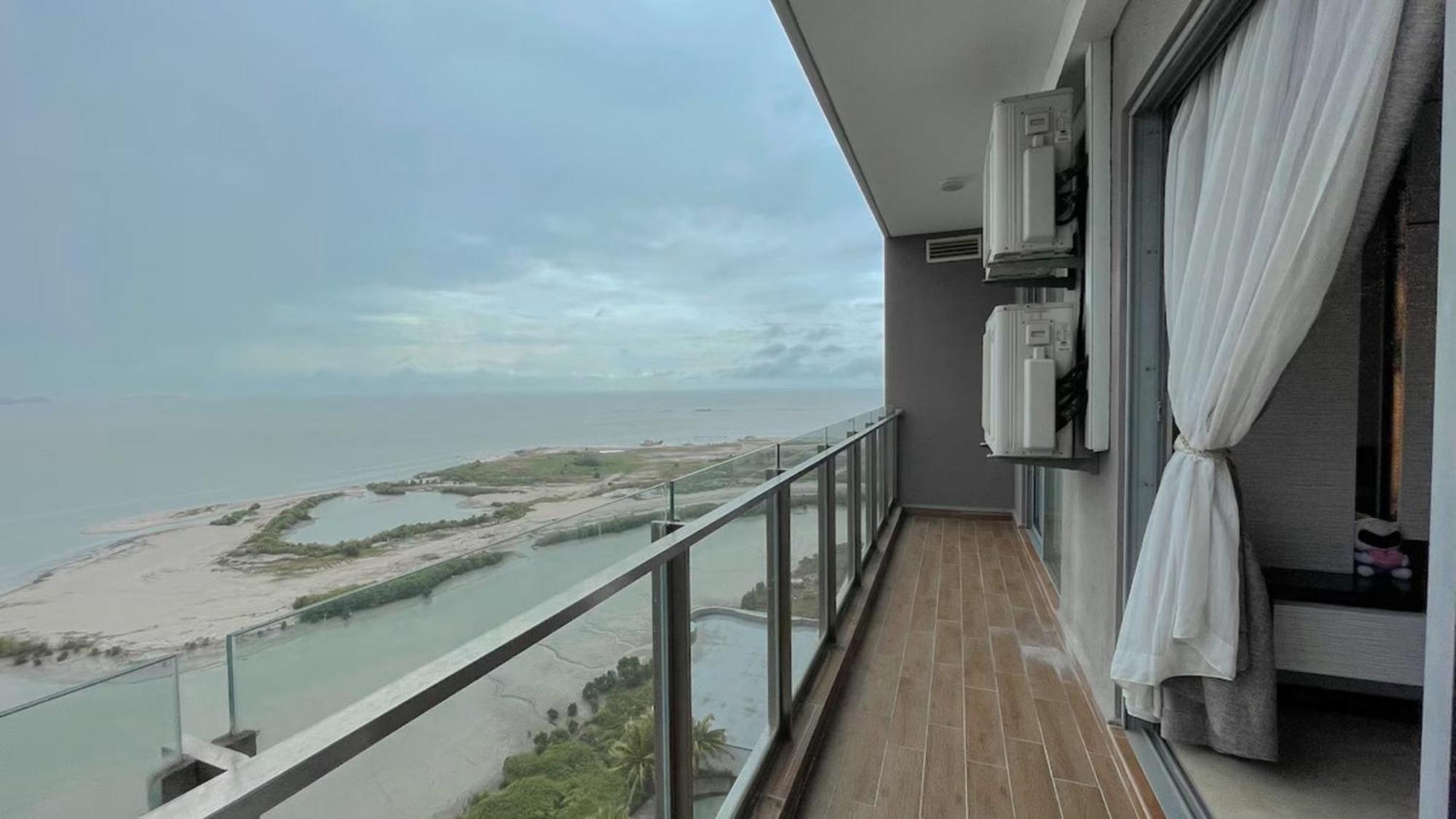 Silverscape Seaview Residence Melaka Ngoại thất bức ảnh