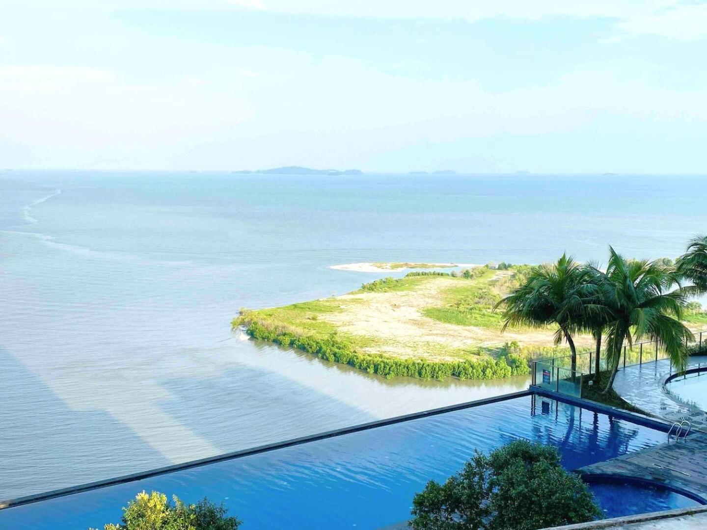 Silverscape Seaview Residence Melaka Ngoại thất bức ảnh